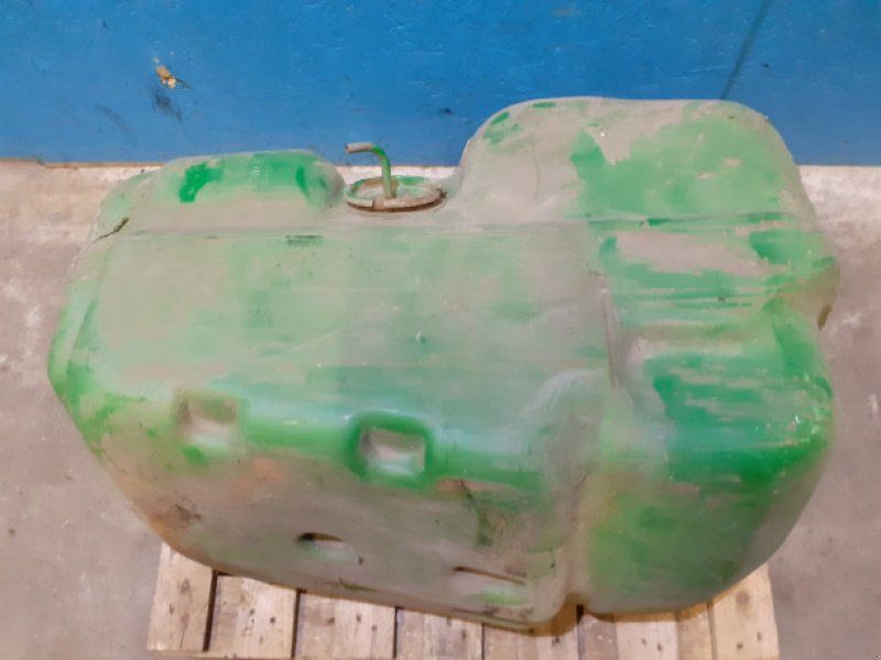 John Deere 2040