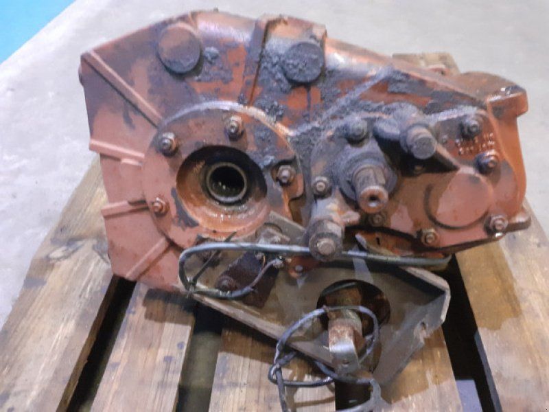 8500