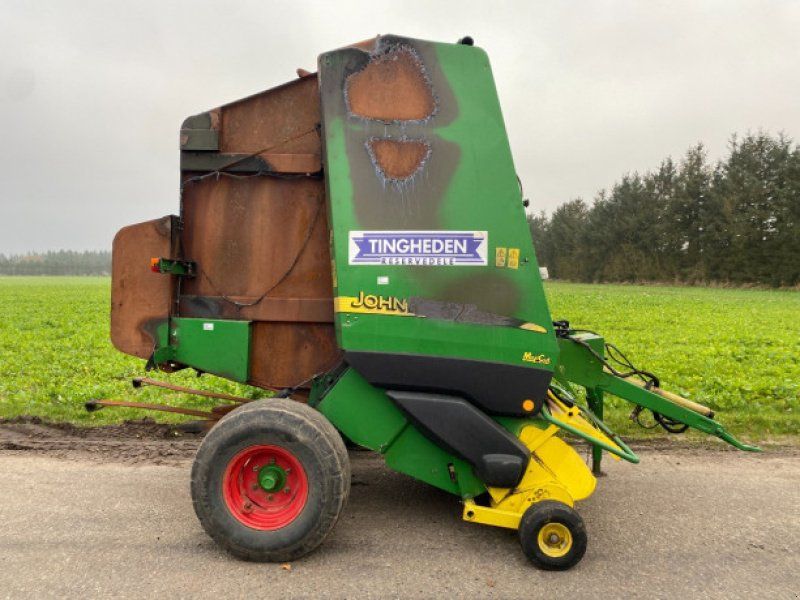 John Deere 592