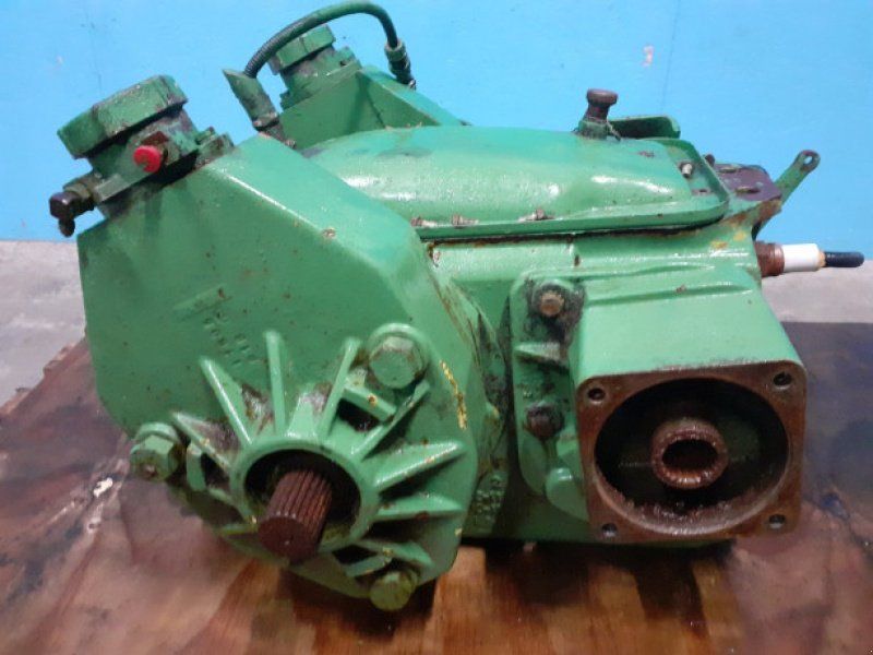 John Deere 1177