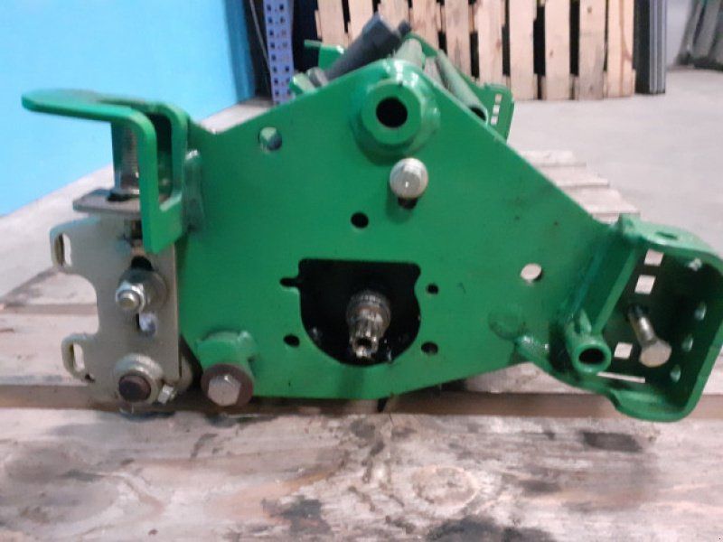 John Deere 2500