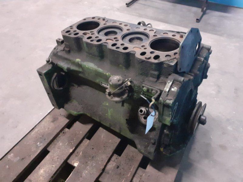 John Deere 4239DL-01