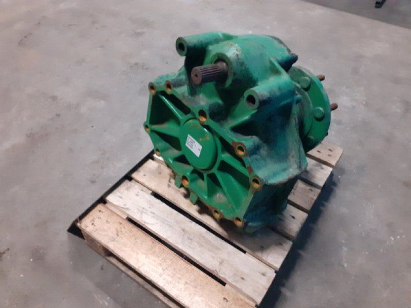 John Deere 1550