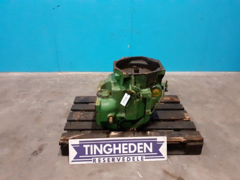 John Deere 2040