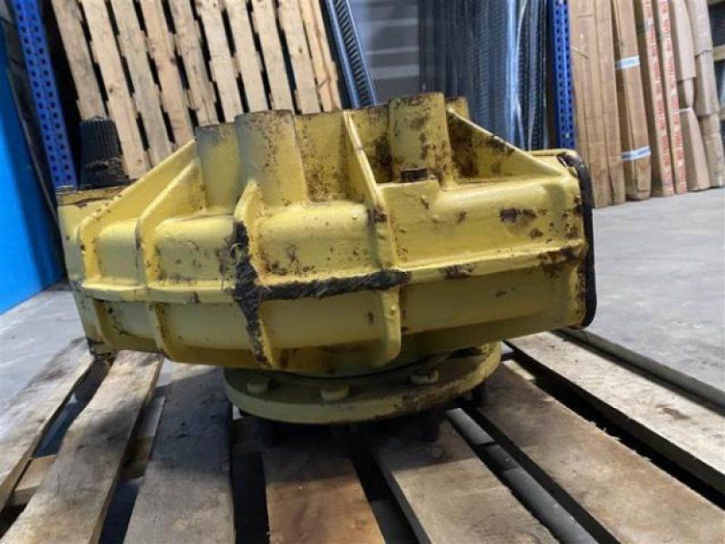 New Holland TF78