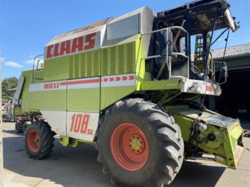 Claas Dominator 108