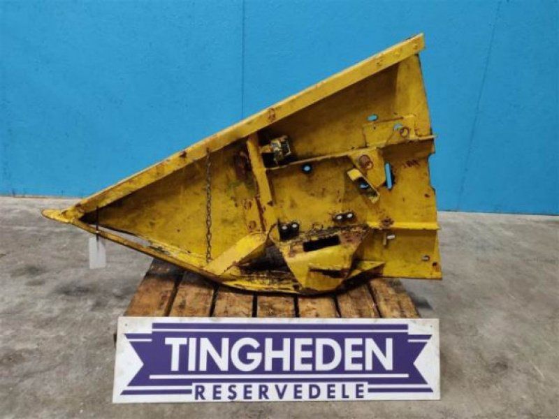 New Holland TX68