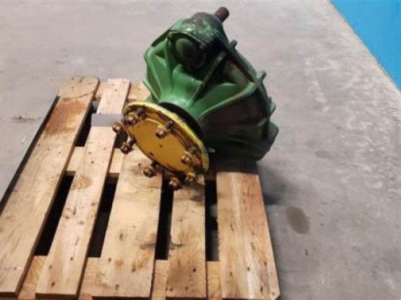John Deere 1065
