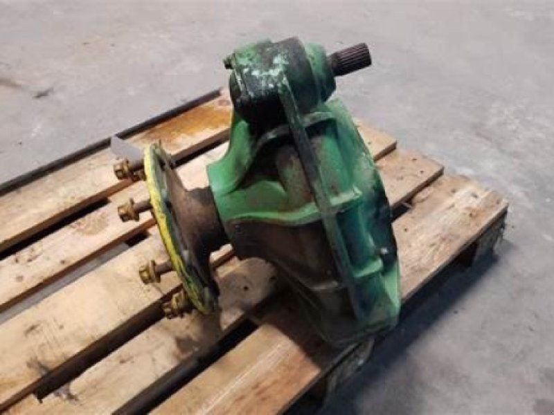 John Deere 1065