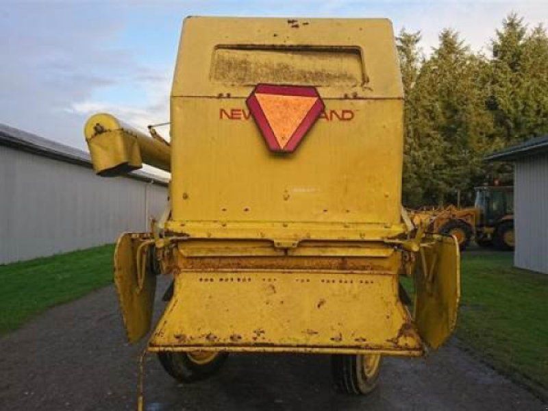 New Holland 1550
