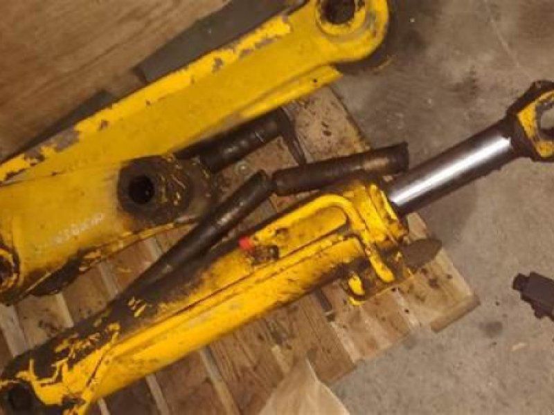 JCB 530