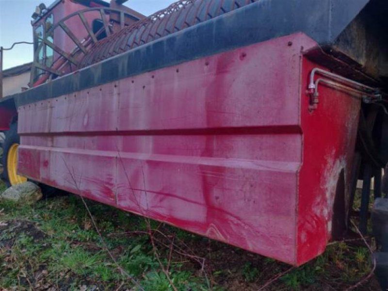 Brændstoftank
