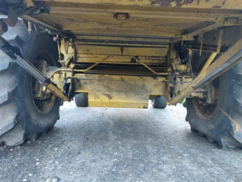 New Holland TX65