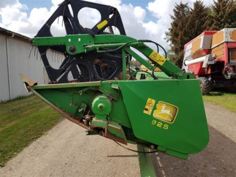 John Deere 25
