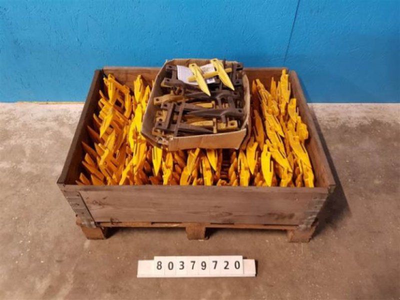 New Holland 157stk stålfinger 80379720