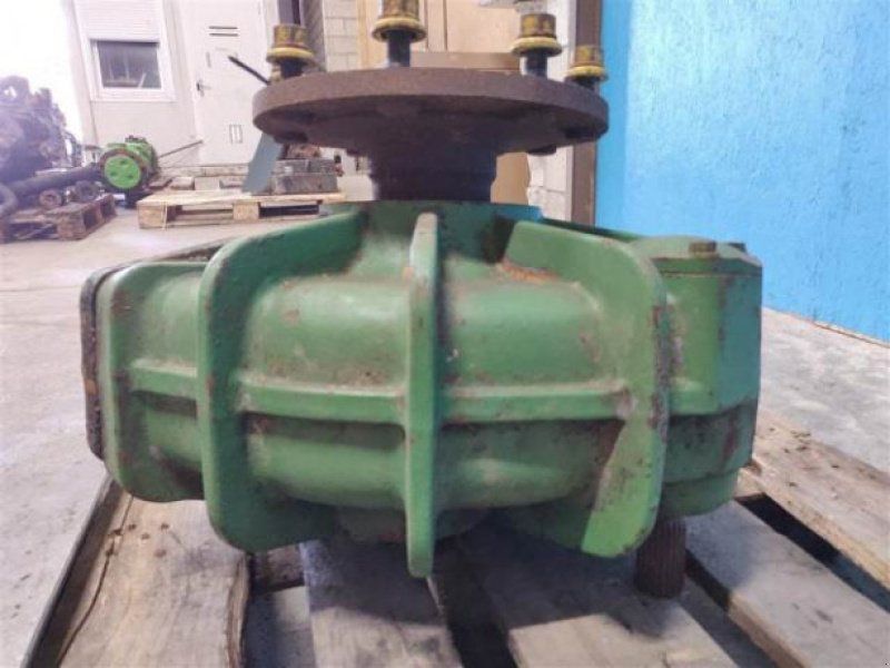 John Deere 1085