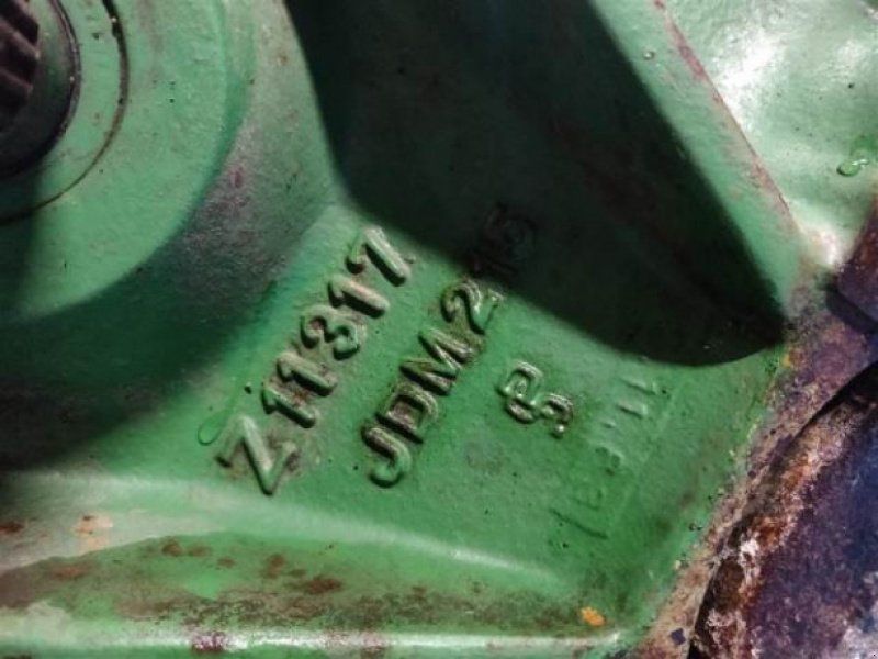 John Deere 1085