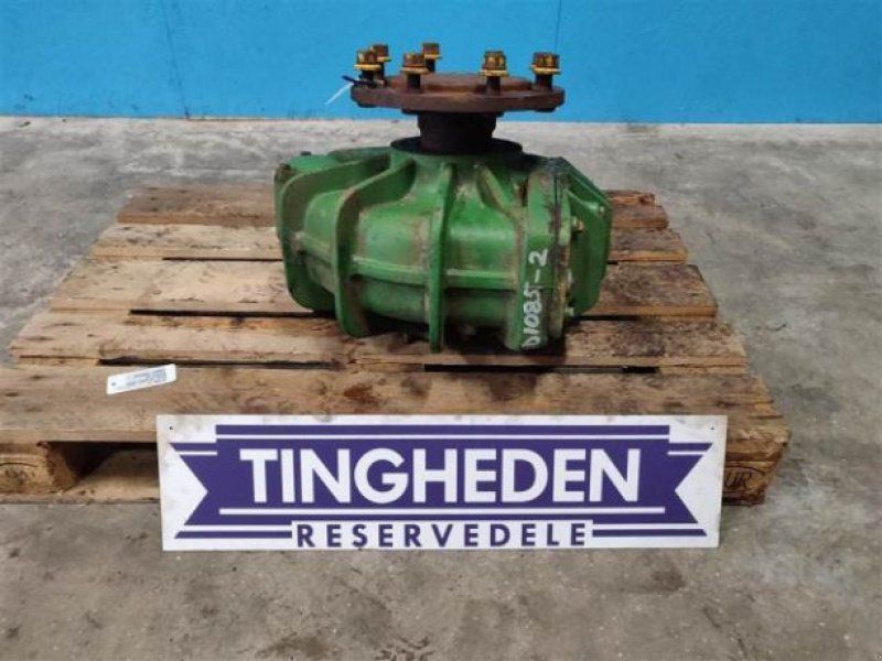 John Deere 1085