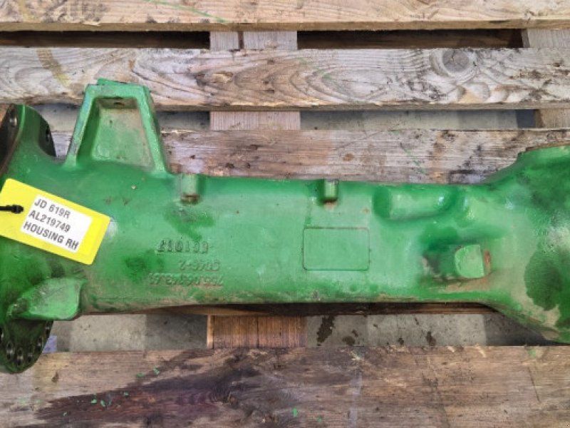 John Deere 6215R
