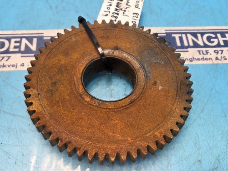Ford 8210