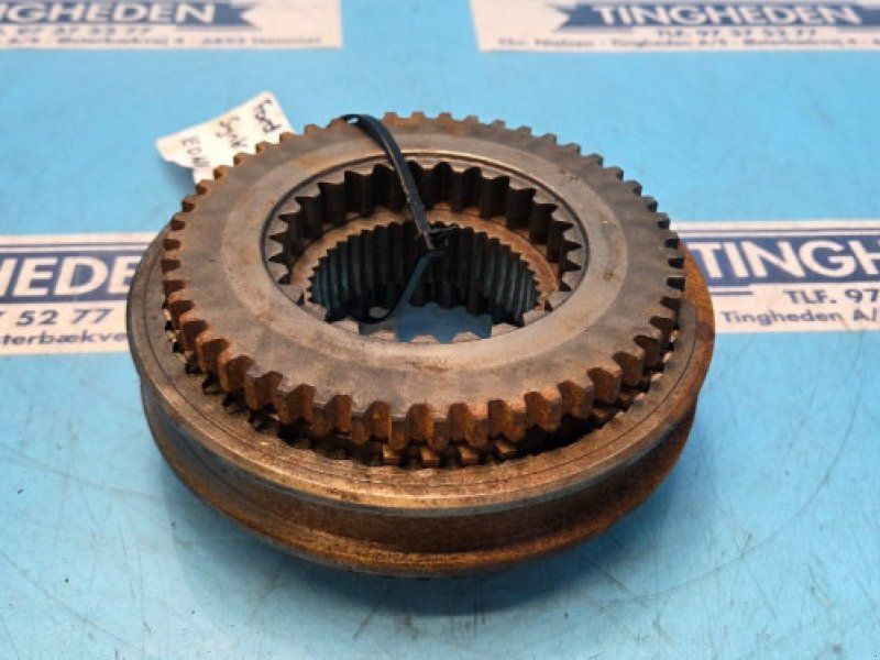 Ford 8210