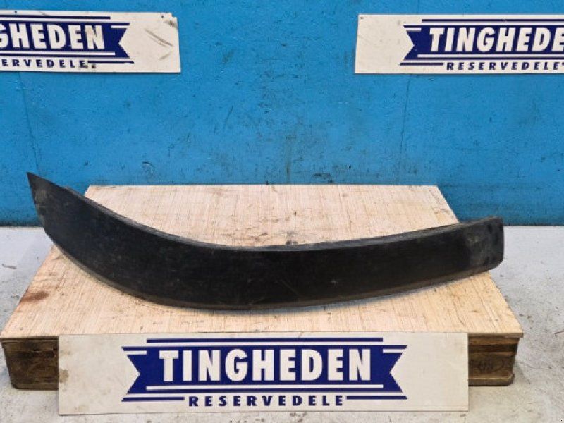 New Holland TS115A