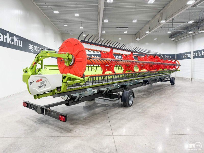 Claas Convio 1380 13.8 m draper grain header, new header trailer, gaug