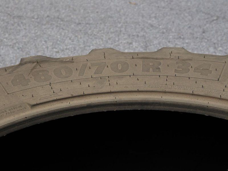 Michelin 480/70 R34 Omnibib