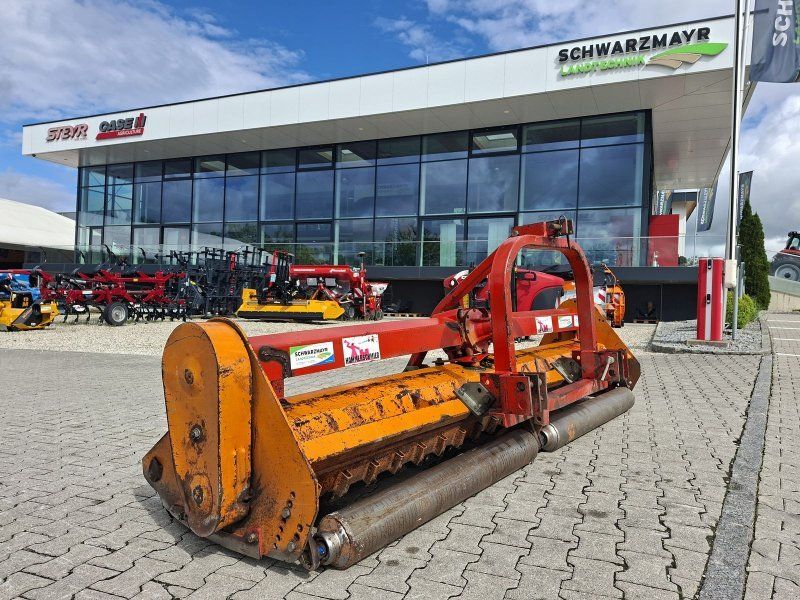 Hammerschmied FO 300 D mit Frontanbau