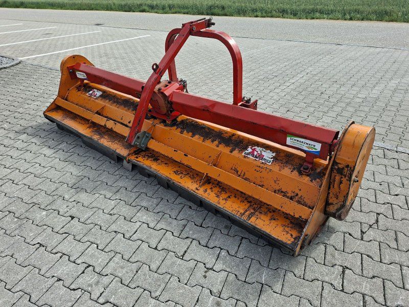 Hammerschmied FO 300 D mit Frontanbau