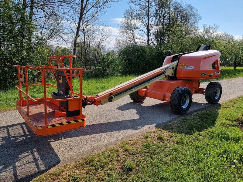 JLG 400S