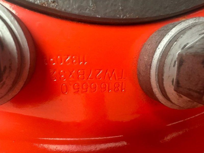 Claas 800-70 R32 Mitas Kompletträder 600-65 R28 Mitas