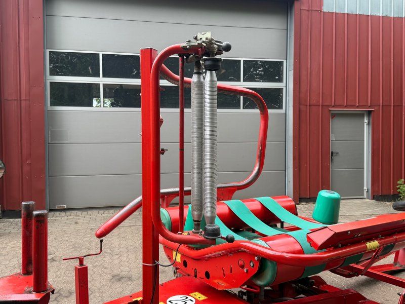 Kverneland Taarup 7420