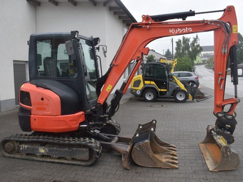 Kubota U36-4 mit Powertilt