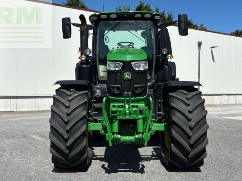 John Deere 6230R