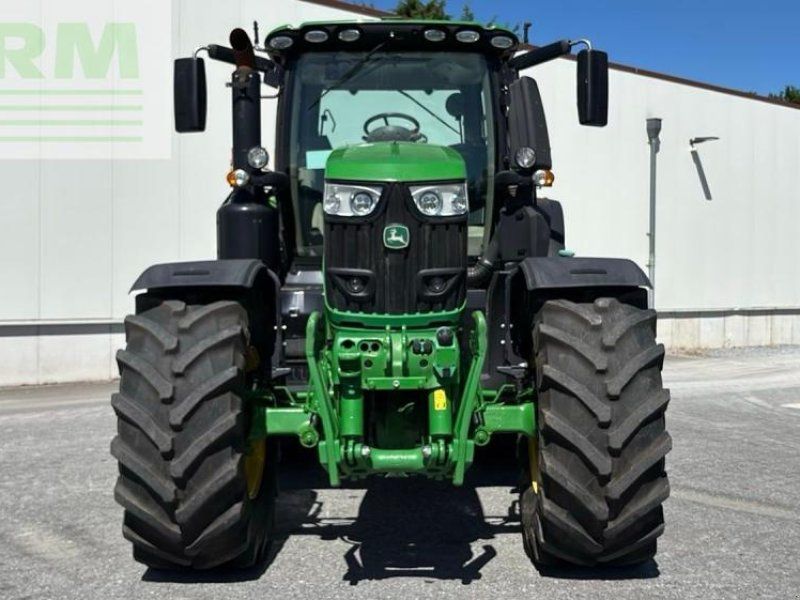 John Deere 6230R