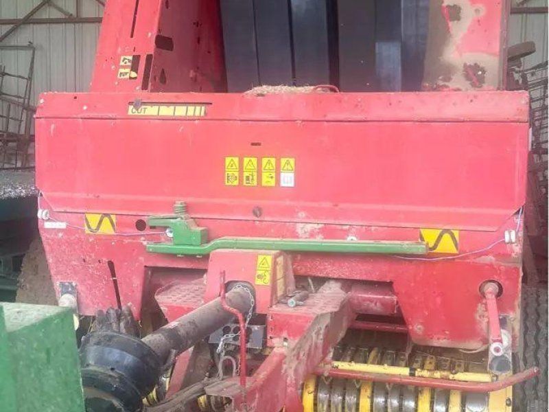 New Holland 658