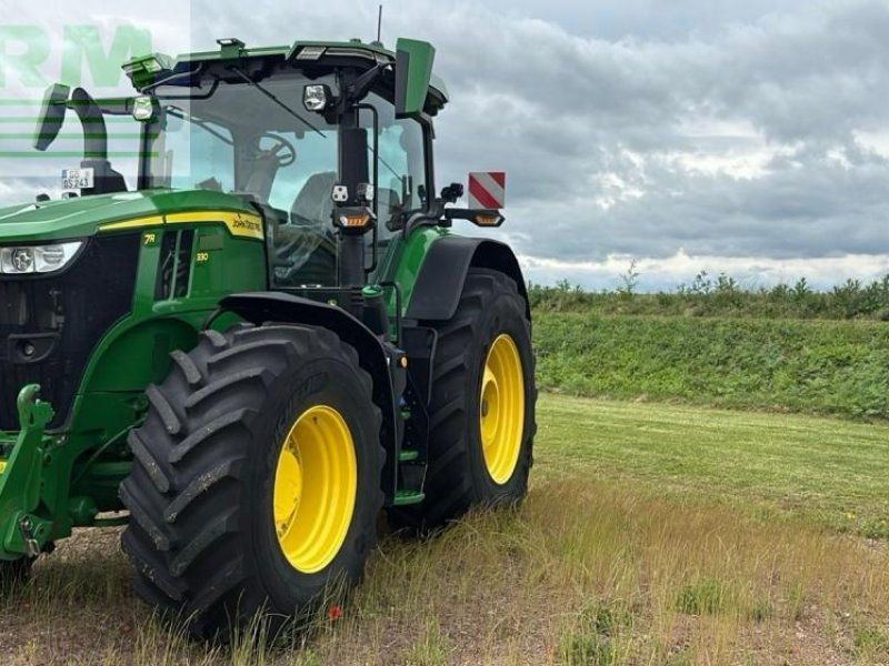 John Deere 7R 330