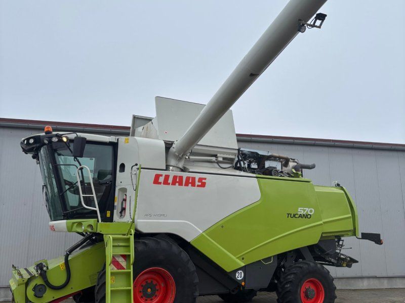 Claas Tucano 570
