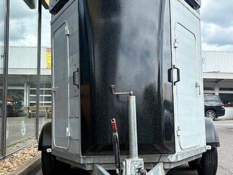 Humbaur Xanthos AERO 2 Pferde Alu 2,4t 1.Hd Sattelkammer