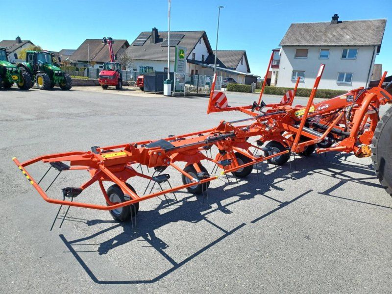 Kuhn GF 8703
