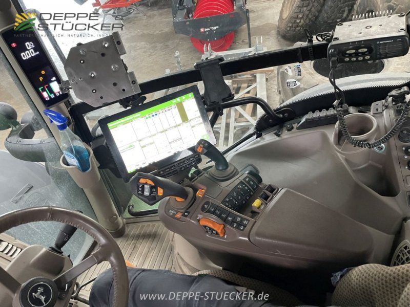 John Deere 6R 250