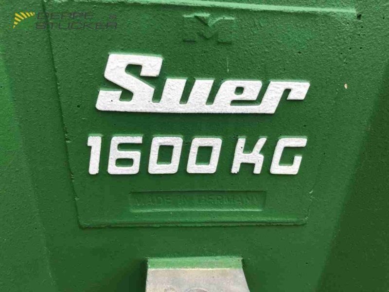 Suer 1600kg Beton