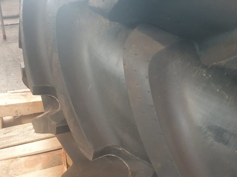 Michelin 600/70 R28