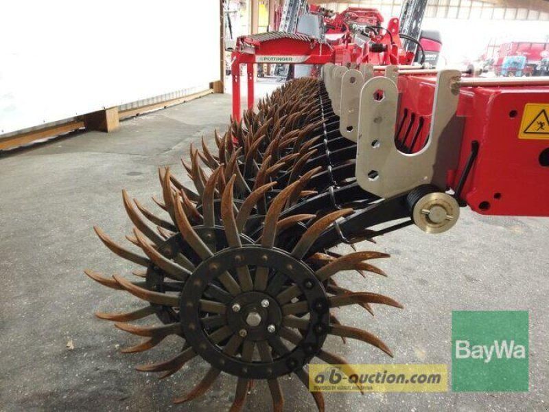 Pöttinger ROTOCARE V 8000 ROLLHACKE