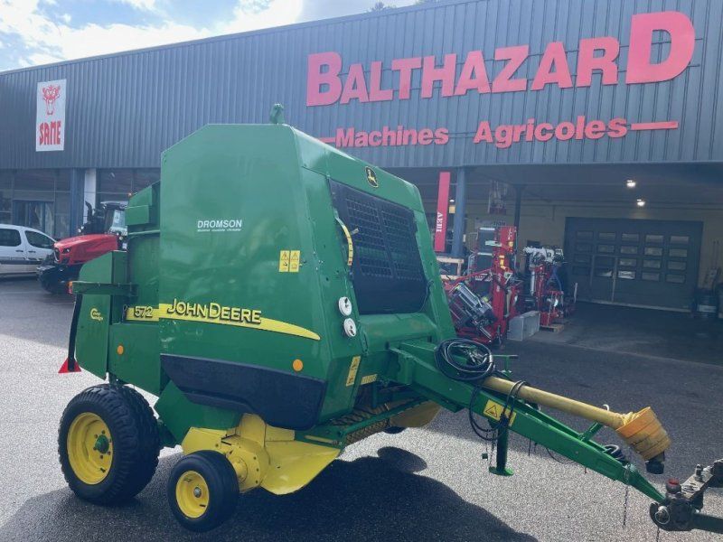 John Deere 572