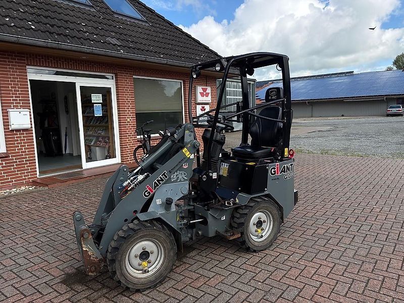 Giant G1200