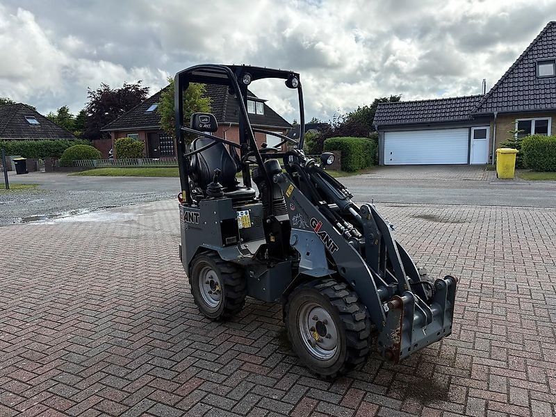 Giant G1200