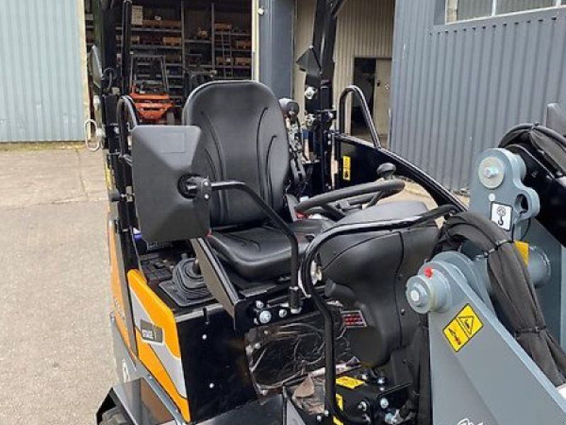 Giant G2300 HD