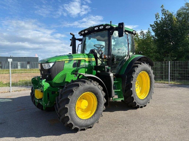John Deere 6R 110